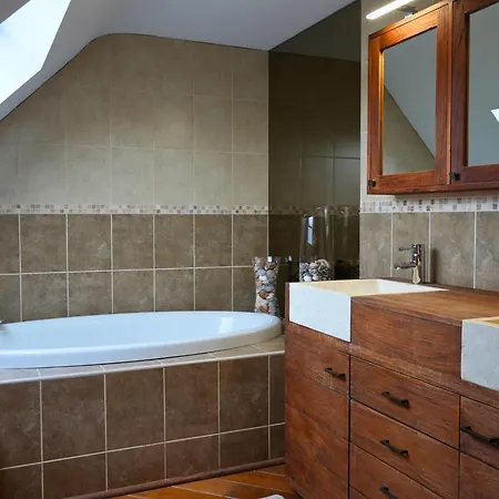 Cosy Duplex Pour 4 Personnes A *